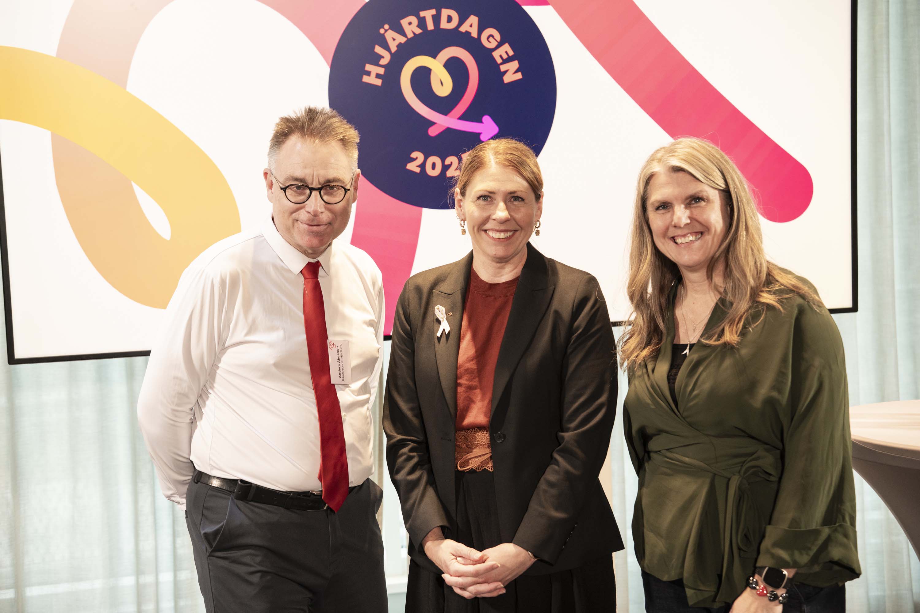 Anders Åkesson, förbundsordförande Riksförbundet HjärtLung, Elisabet Lann, sjukvårdsminister (KD) och Ulrica Sundholm, generalsekreterare Riksförbundet HjärtLung.