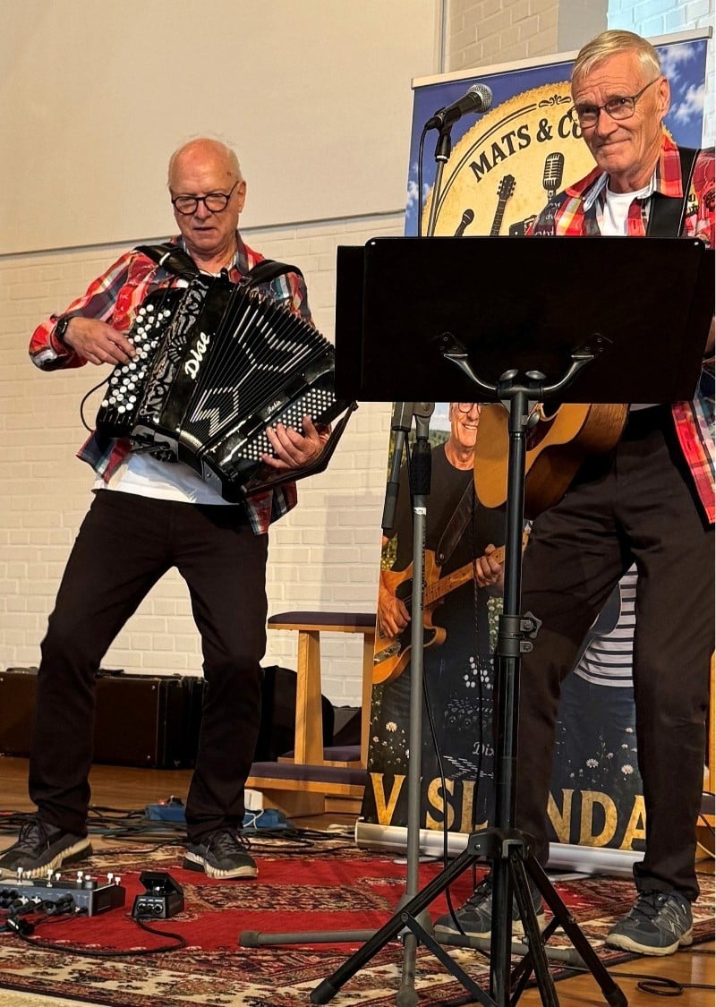 Mats & Connys bjöd på glädjande underhållning. Foto. Agneta Json Granemalm.jpg