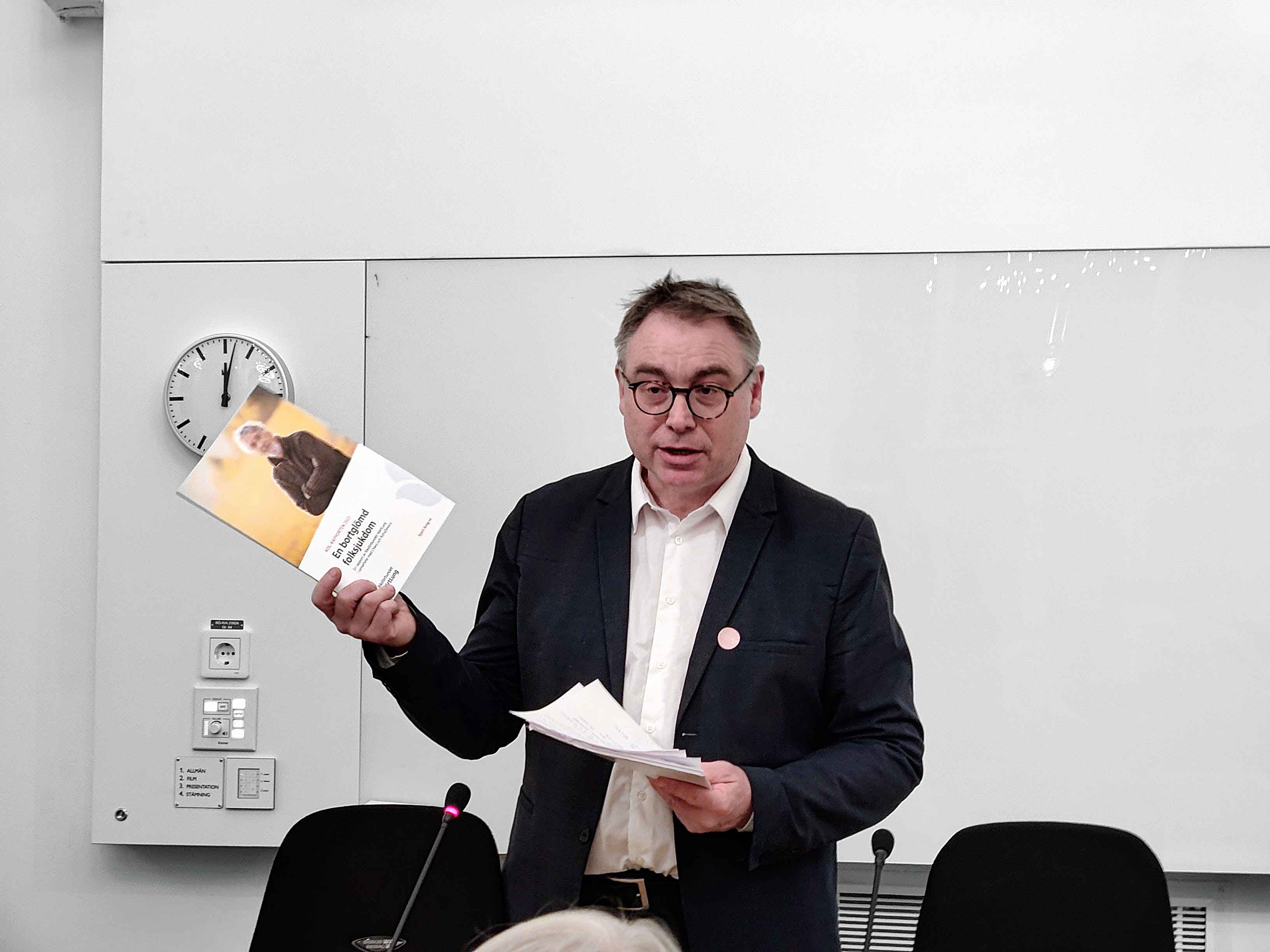 Anders Åkesson KOL-rapporten.jpg