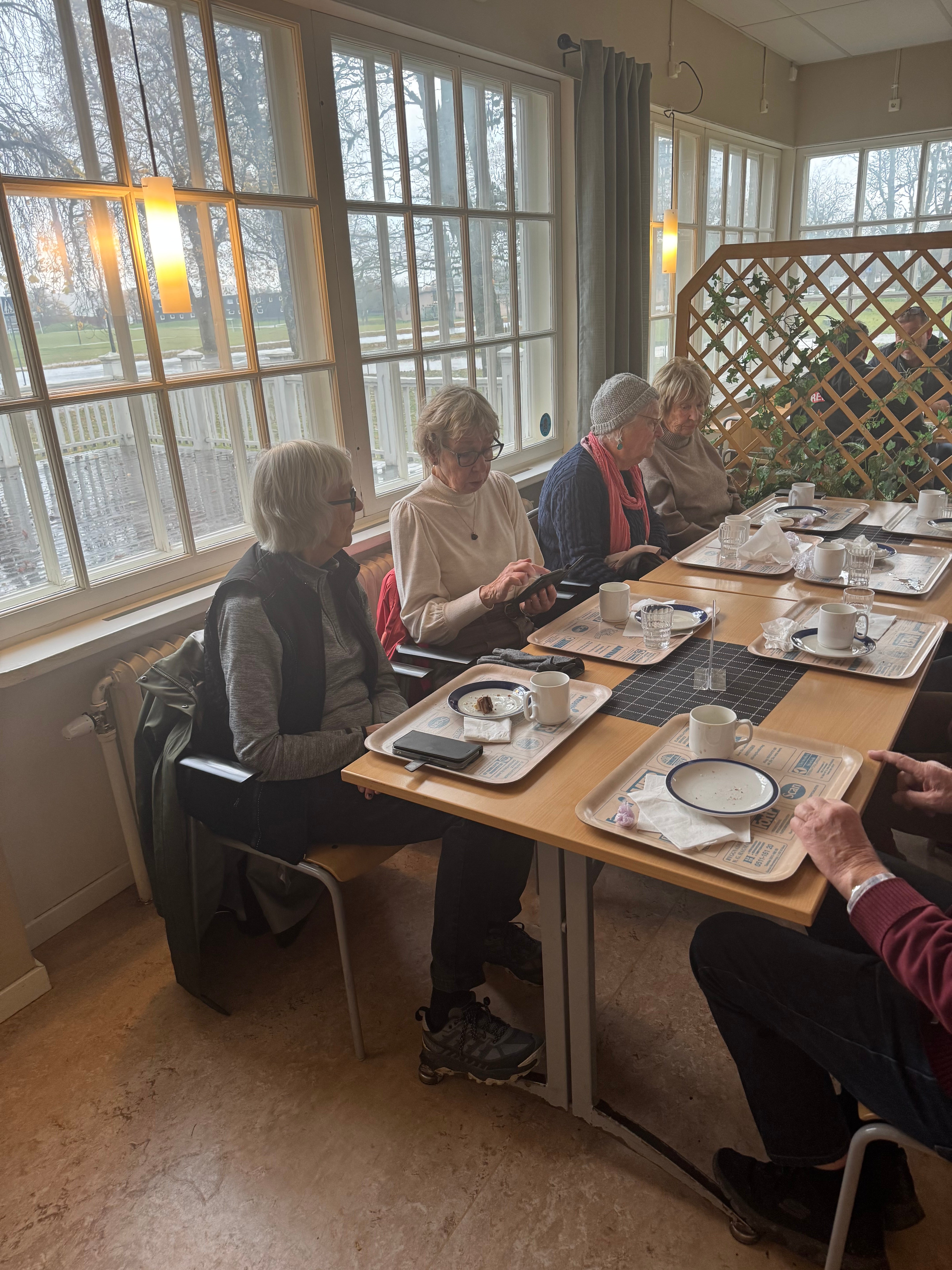 Prom 2025-11-06-2.jpg