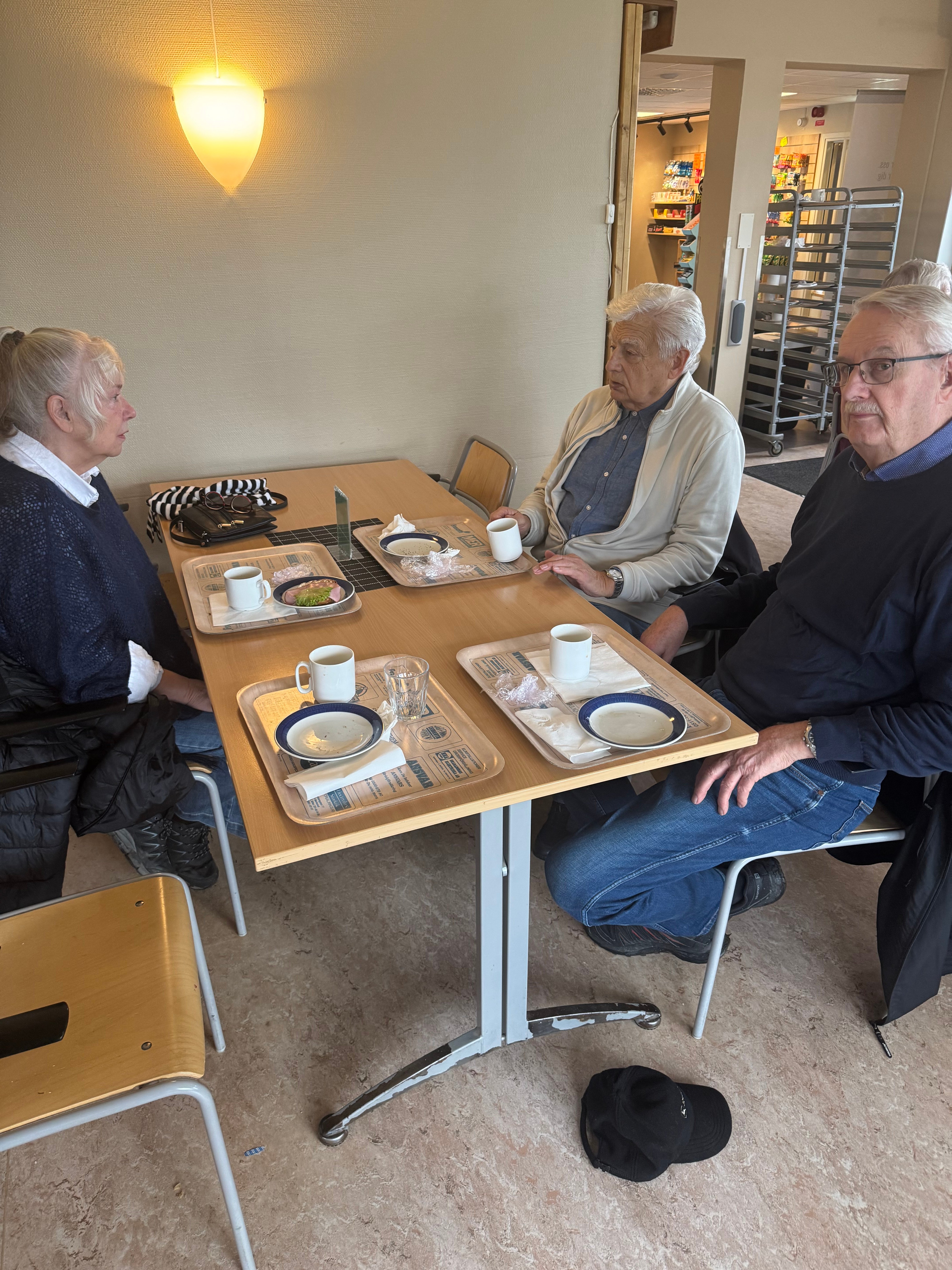 Prom 2025-11-06-3.jpg