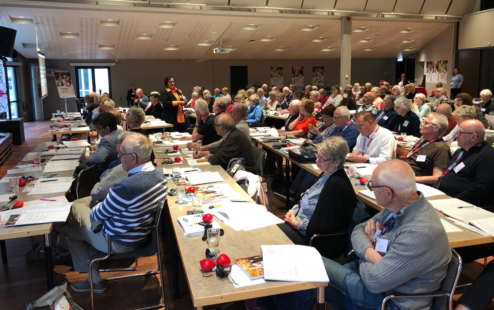 Hel kongress 2.jpg
