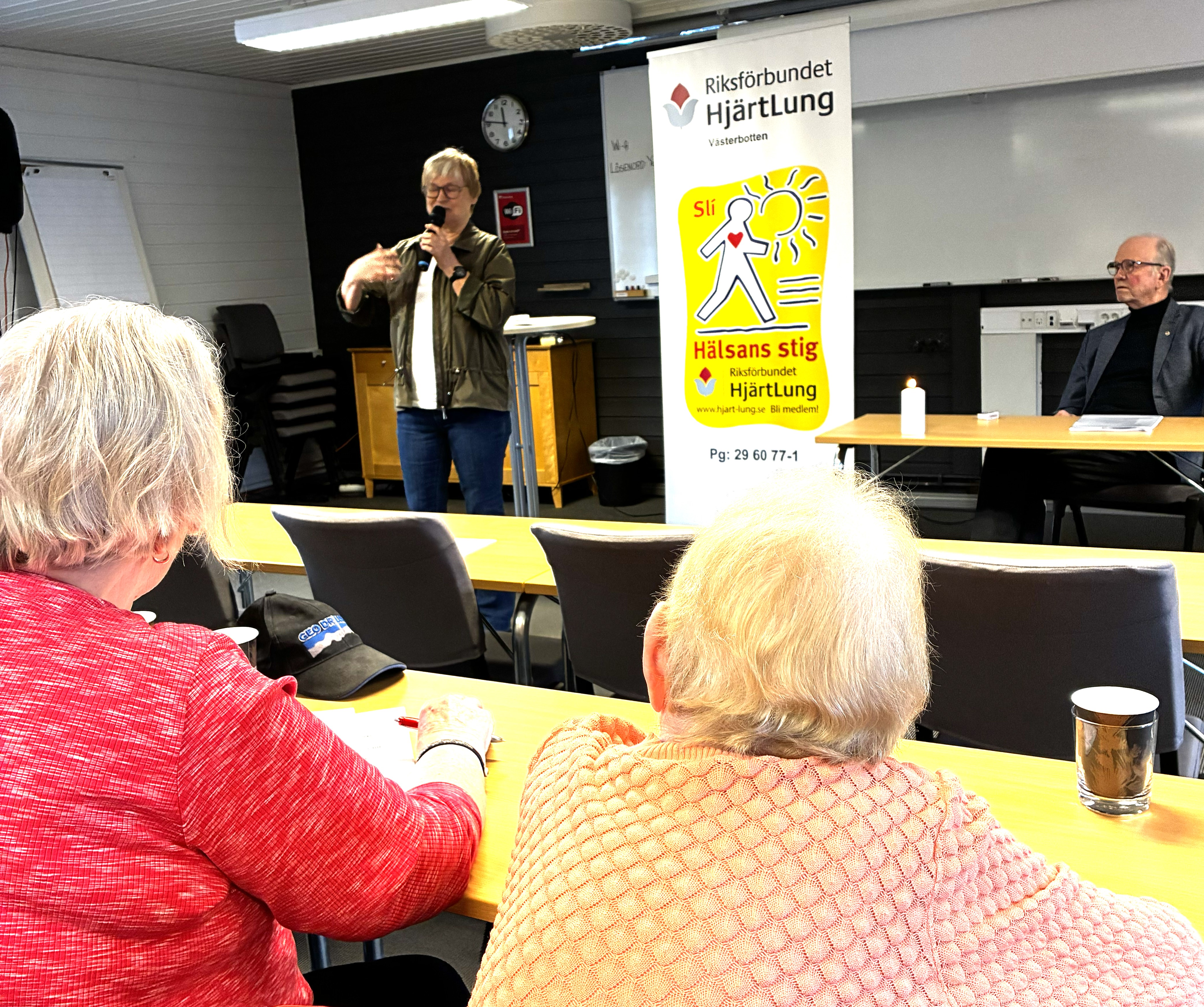 05 Gudrun Eliasson informerar.jpg